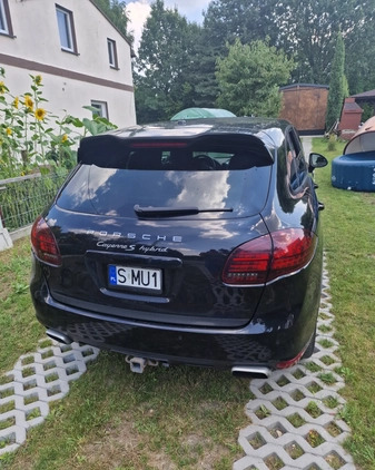 Porsche Cayenne cena 89000 przebieg: 268000, rok produkcji 2012 z Katowice małe 137